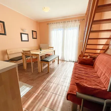 Apartma Idila *