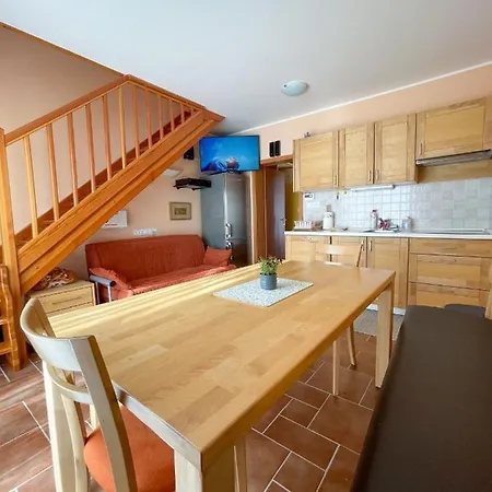 דירה Apartma Idila